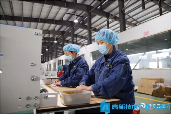 188家入驻企业（含20家高新技术企业）一起走进邓州市先进制造业开发区，来感受科技的力量！