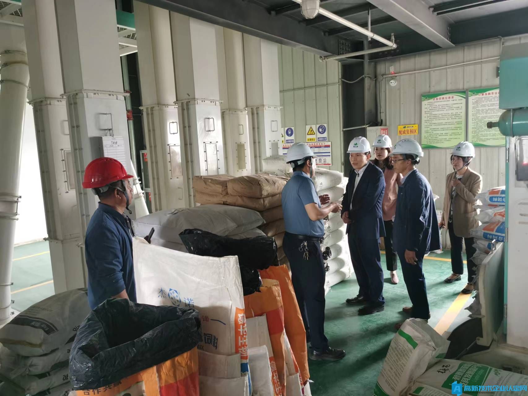 定西市科技局组成工作组对2022年高新技术企业倍增申报开展现场调研指导